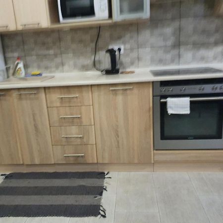 Lutsk, Double-Room Apartments Exteriör bild