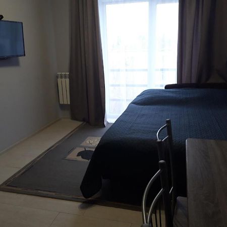 Lutsk, Double-Room Apartments Exteriör bild